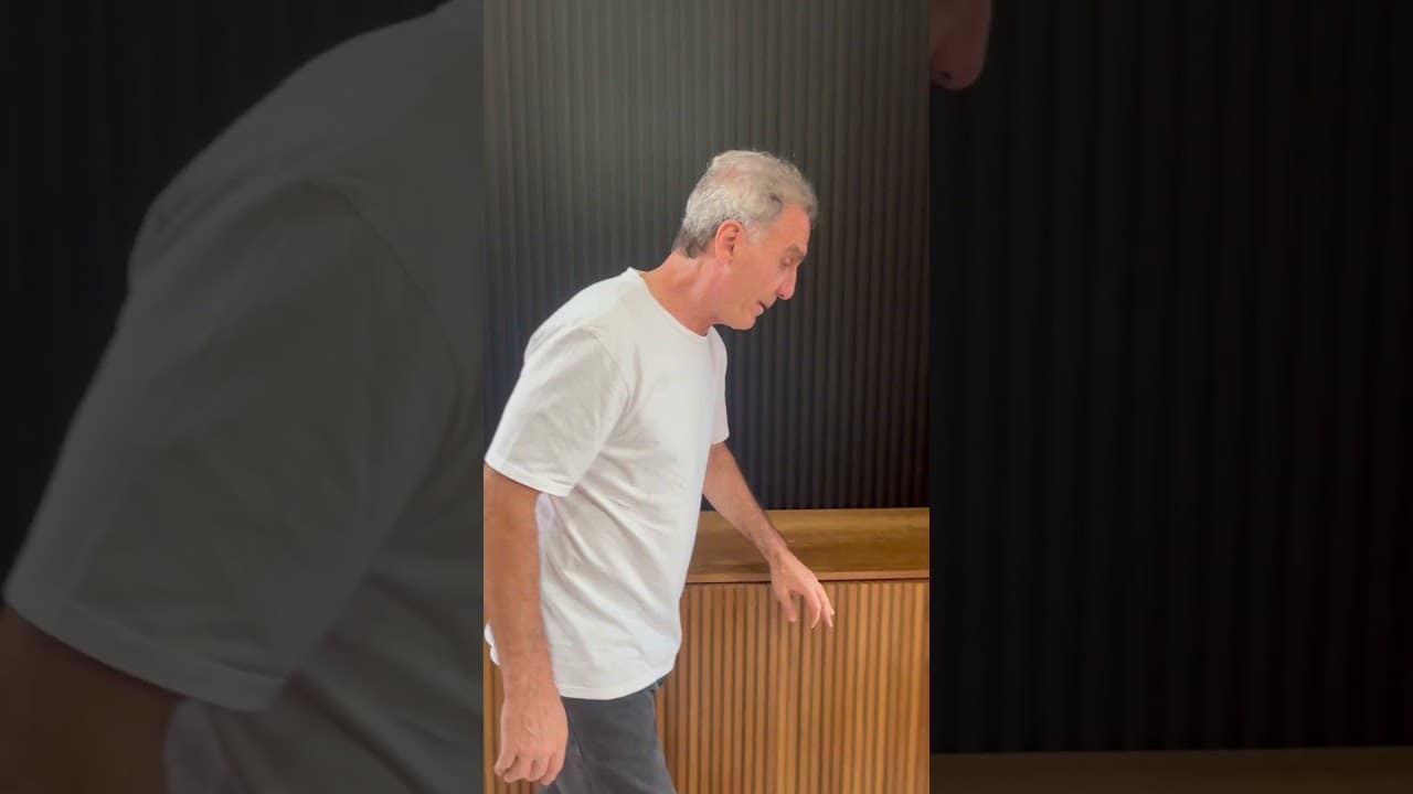 Testimonio — Oscar Ruggieri, Rev. Interior – Negro · Hall de Entrada