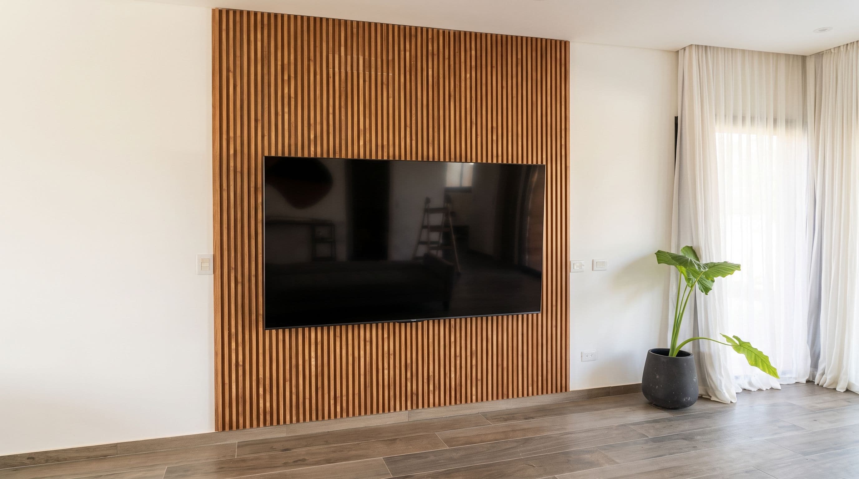 Proyecto con Wall Panels: living, setup y dormitorio