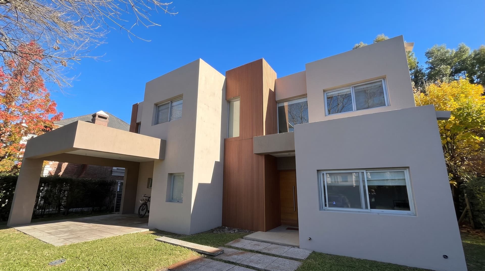 Detalles para revestir una fachada con Wall Panel Exterior WPC